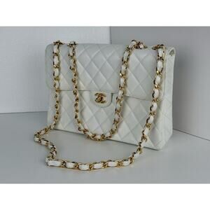 CHANEL Shoulder Bag Matelasse Turnlock White Quilted Leather